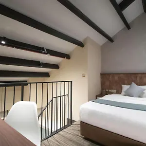 Hotel Harbour - Hamilton